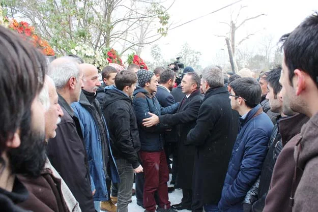 Beykoz, görev şehitlerini uğurladı 2 gorev sehitlerimizi ugurladik