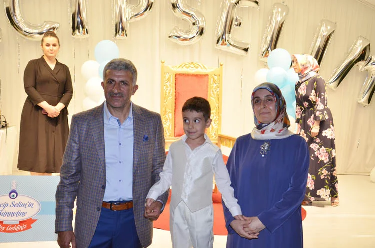 Beykoz'u buluşturan sünnet düğünü 2 gulbasarailesisunnetdugunu