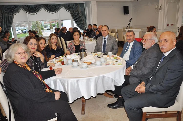 Beykoz’da Halk Eğitim Merkezi var! 3 halk egiti P9q9vM2ges