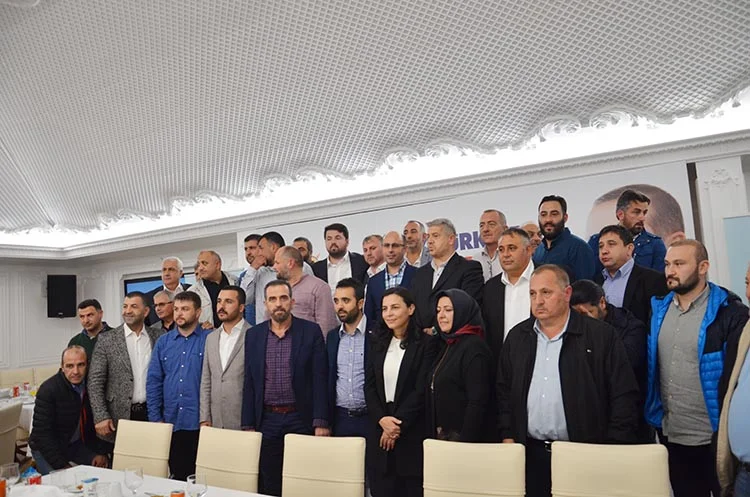 Parti binasında sabahlayan İlçe Başkanı 4 hanefi dilmac ozel habe YvQsZKuDR5