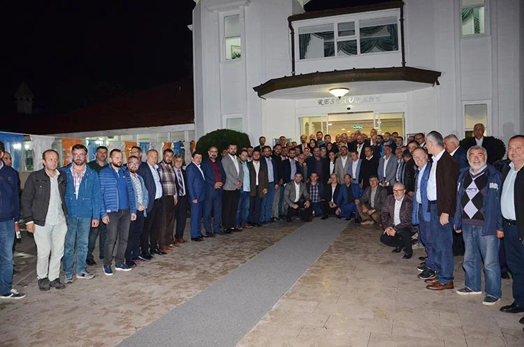 Parti binasında sabahlayan İlçe Başkanı 8 hanefi dilmac ozel habe ymTsAkHkpV