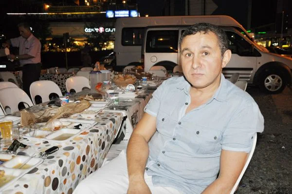 Hasan Karakaya Başkanlığı bırakıyor 3 hasan karaka f7X8NDDEvs