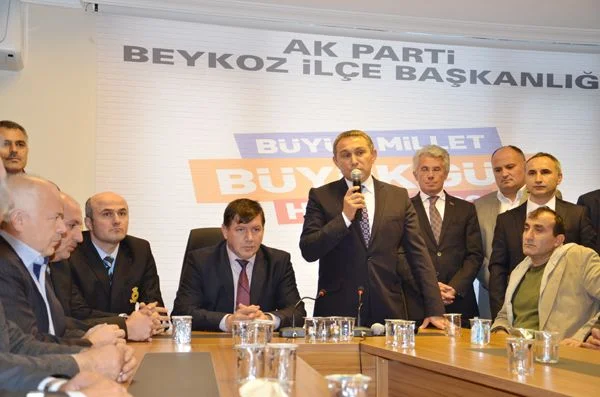 AK Parti’de Hasan Karakaya izdihamı 3 hasan karakaya ak par WiI6Ll5I5h