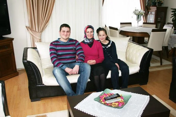 hasan karakaya cocuk IRgOYgGPCe