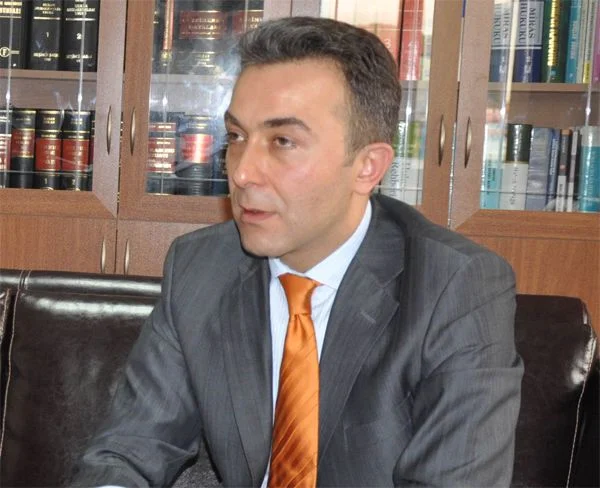 hascumhur mans 5ksZFtZpUv