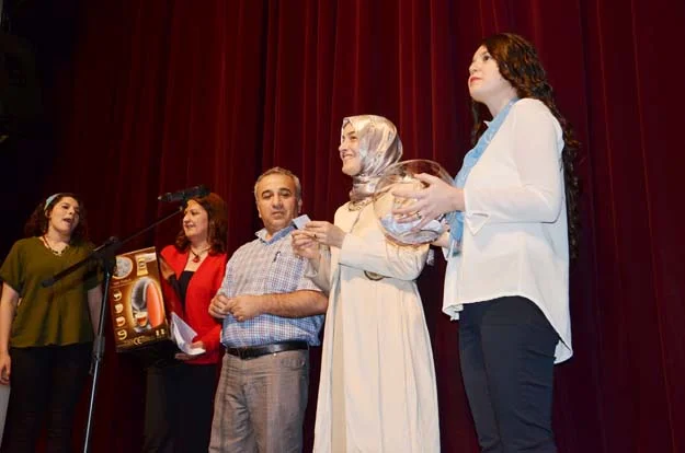 Beykoz’da hemşireler hem ağladı, hem eğlendi 7 hemsire beykoz kutlam MydffCVSIB