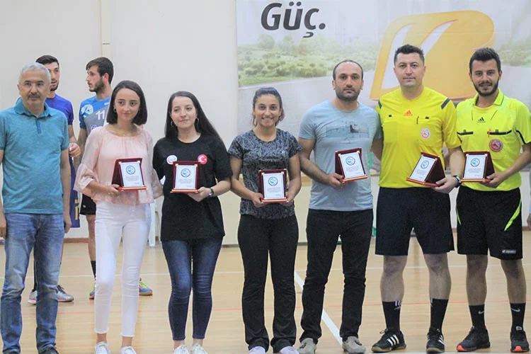 Beykoz Turnuvası’nın şampiyonu SELKA oldu 3 hentbol beykoz turnuva 2 7m29nkigOY