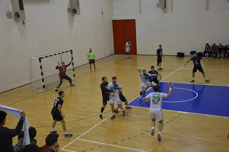 Beykoz Belediyesi hentbol derbisini kaybetti 2 hentbol der Fjidzono4O