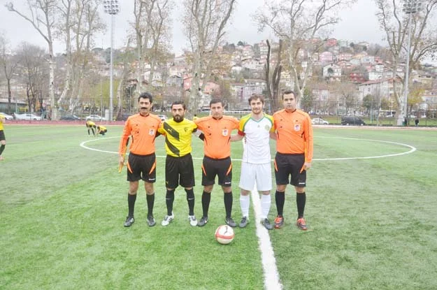 Anadoluhisarı yenilgiyle tanıştı 3 hisa hfYwLss5OM