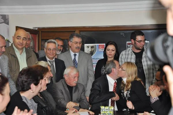 CHP Beykoz'da devir teslim yapıldı 2 hizir yilmaz f01vJUQ l3