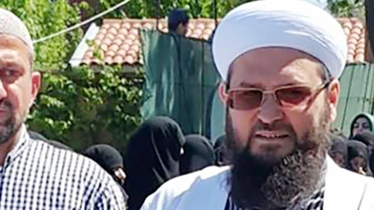 Hocaefendi’yi Kavacık’taki külliyeye hapsetti 4 hoca efendi 3 H7Knn7sWJo