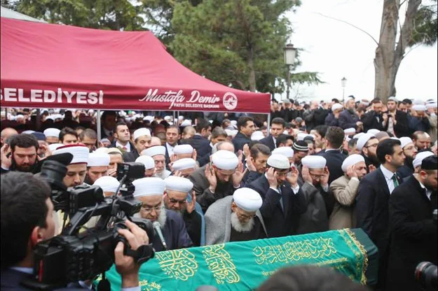 hocaustaos 6qSBDVn9s1