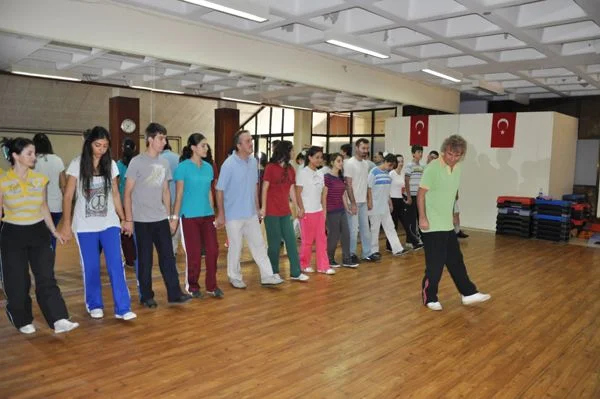 Gümüşhaneliler ve Giresunlular Gecesi 2 horo QMVHhNnm06