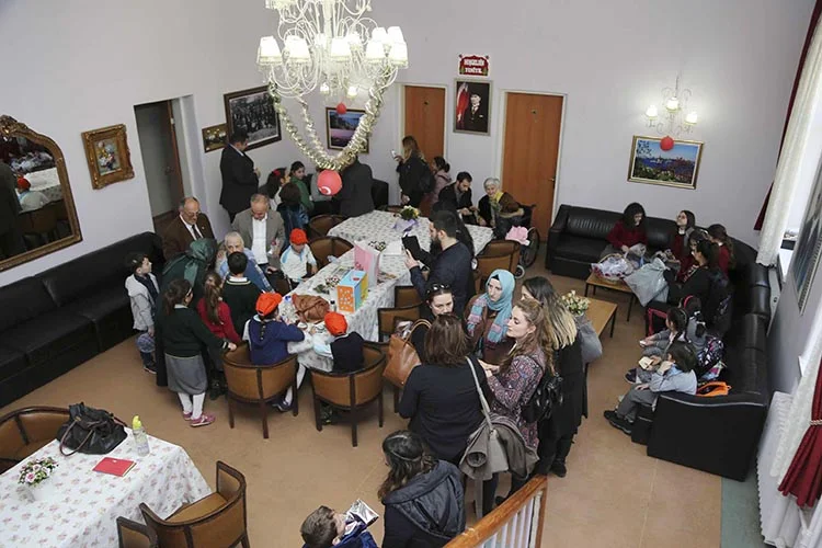 Beykoz’dan Validebağ Huzurevi’ne kucak dolusu sevgi 2 huzur evi 5 tCDyF4F1bo