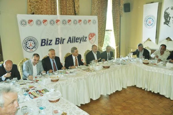 Amatör spora profesyonel yönetim 3