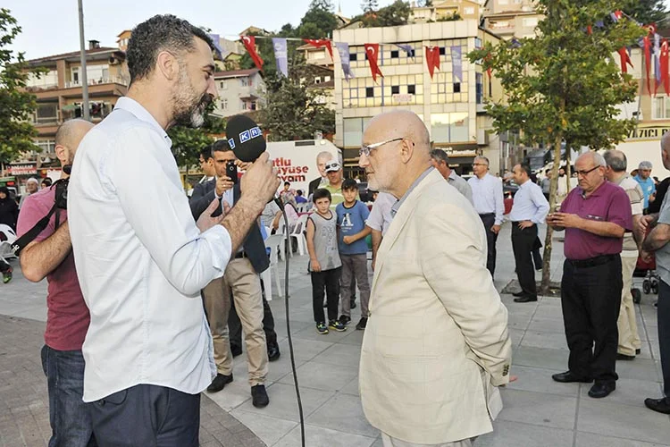 Beykoz Ortaçeşme Meydanı’ndan dört kanalda canlı iftar 1 iftar 4 5zVpoU9fs5