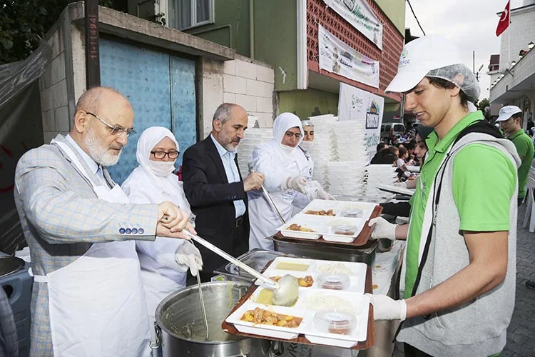 Beykoz’da iftar sofraları laftan öteye geçti… 1 iftar beykoz 6 PFeEL8MptR