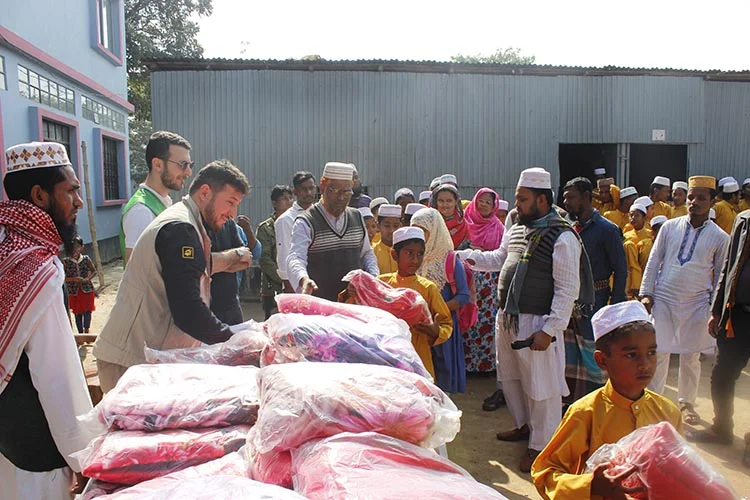 Gittik, gördük, yazdık… Bangladeş ve İHH faaliyetleri 11 ihh banglades 2018 52 M4i1iqIvM