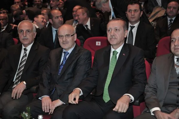 AK Parti Yücel Çelikbilek ile yeniden 1 ilim yayma basbakan cel D7Qy8m9abB