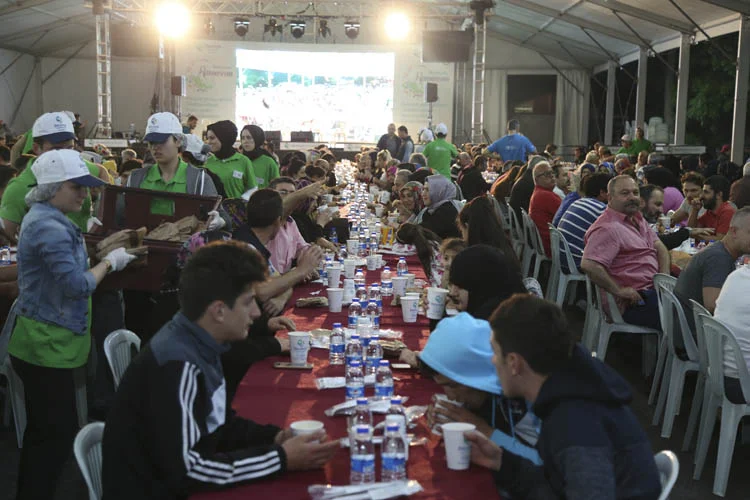 Beykozlular sahur için sahilde buluştu 3 ilksahurprogrami2018 6 G w5vc4YL1