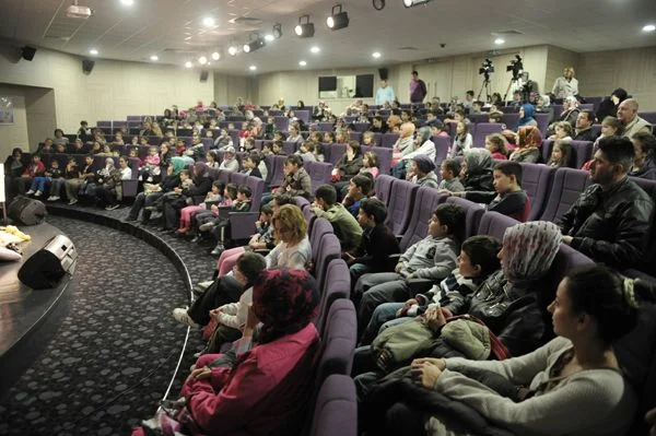 is 0 akakon wU VofSE3c