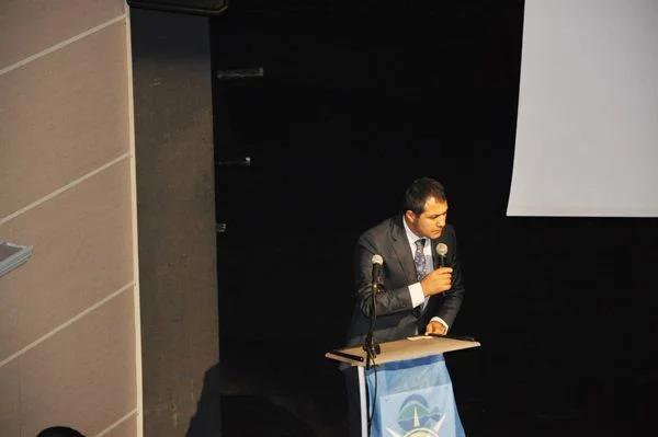 is 22 ak parti aday adayi b j176t9B9Wb