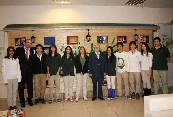 is 28 emrekon dBKJ8BRoLs