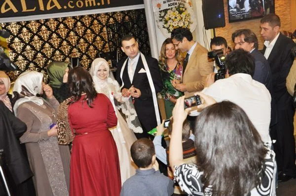 AK Parti teşkilatını buluşturan nişan 3 is 6 niasn sevim gulsen ha Hi382pZSb5