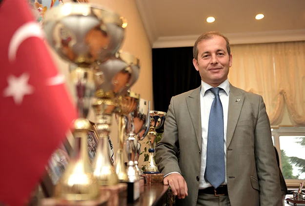 ishakaga foto db 3 Lsz9SMYKEW