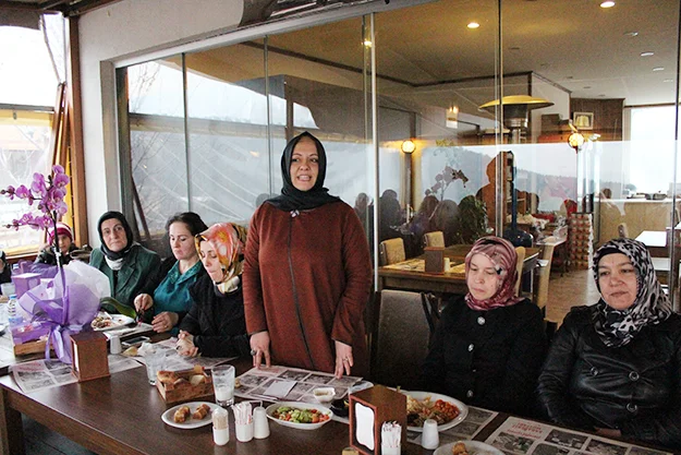 kadin dayanisma toplanti 6 pGvcu