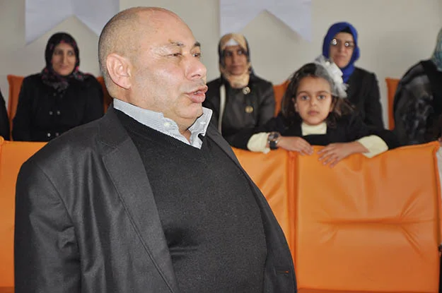 Erkekler, kadınlara mantı pişirdi 2 kai manti 9 7vjdaK7IYn