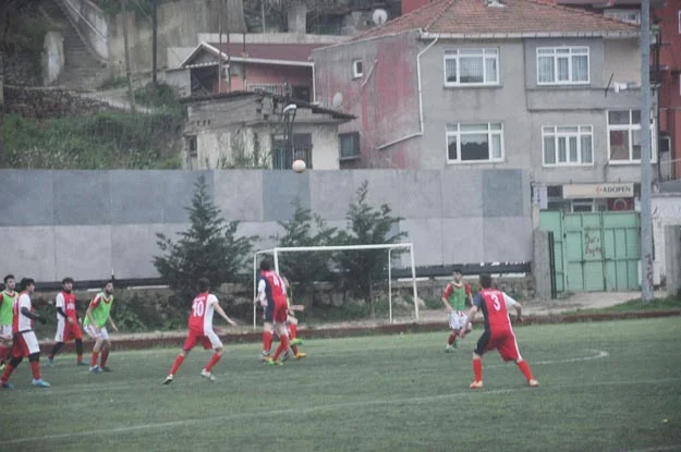 Kanlıcaspor dördüncü viteste... 1 kan 6 75WgLLdri6