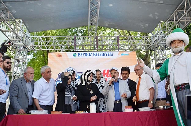 Beykoz Kanlıca’da vatandaş yoğurta doydu 3 kanlica festival 2016 2 Pca6pCv45E