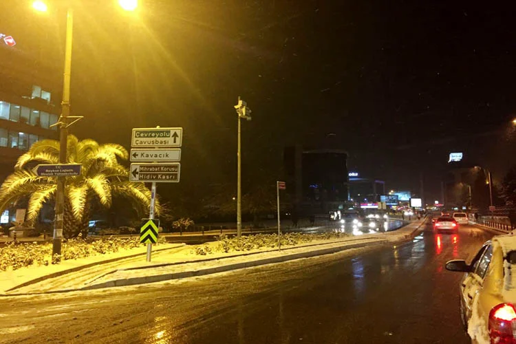 Beykoz'da beklenen kar yağışı başladı 2 kar bas be VPZ1jKlilw