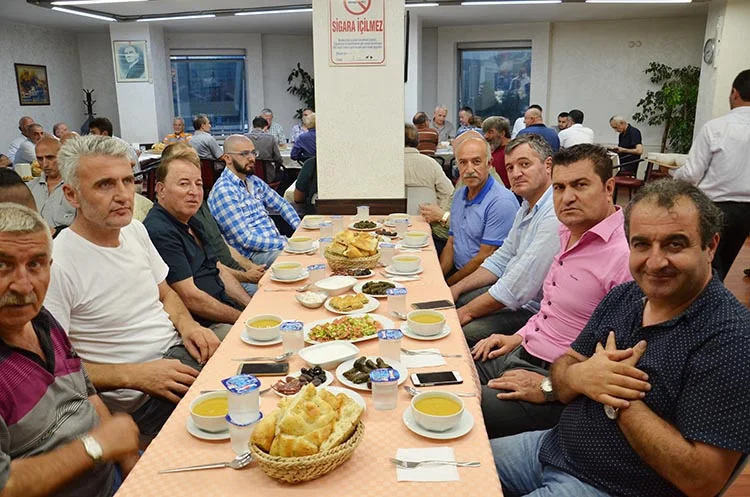 Beykozlu Doğu Karadenizliler de iftar keyfi… 1 karadeniz iftar 3 UvAZ8c cBl