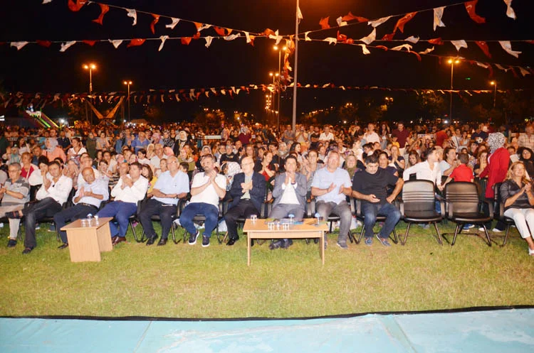 Tarihi Beykoz Çayırı, 7. gecede ışıl ışıl oldu 3 kastamonu sinop 12 16DhFCBnQC