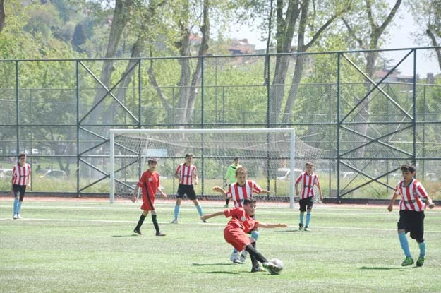Kavacıkspor U13 kolay teslim oldu 3