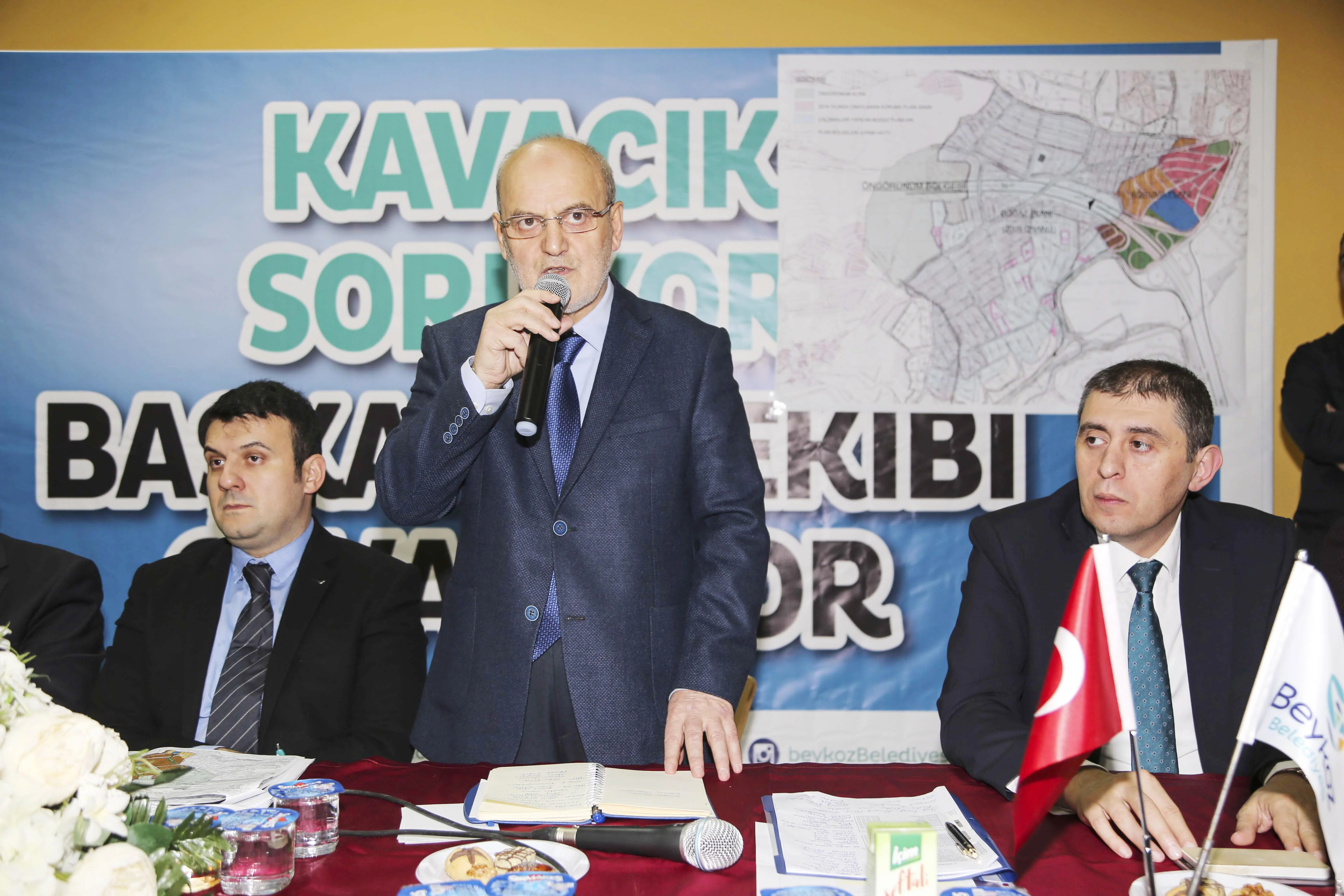 Başkan Çelikbilek Kavacık’ta imarı anlattı 1 kavacik meclis 8 6pdJnL1dlX