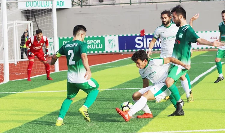 Kavacıkspor arayı açıyor: 2 - 1 1 kavacikspor 1 04OfNoeja