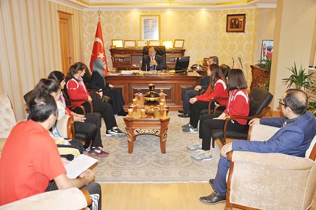 Beykoz Kaymakamı dikkatleri atletizme çekti 1 kay ziyaret 12 rDjkchiDgI