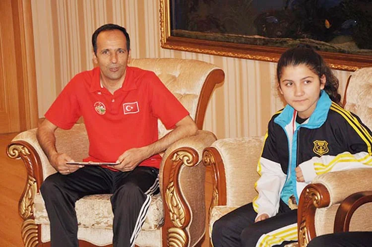 Beykozlu Uğur Öğretmen, ilçeye onur verdi 1 kay ziyaret 8 7pfgip O6HpM7iPk4