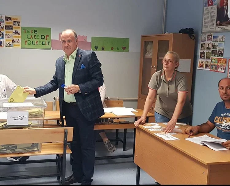 Beykoz’da Seçim 2018… Kim nerede oy kullandı? 1 kaymakam dpFL3ifyFm