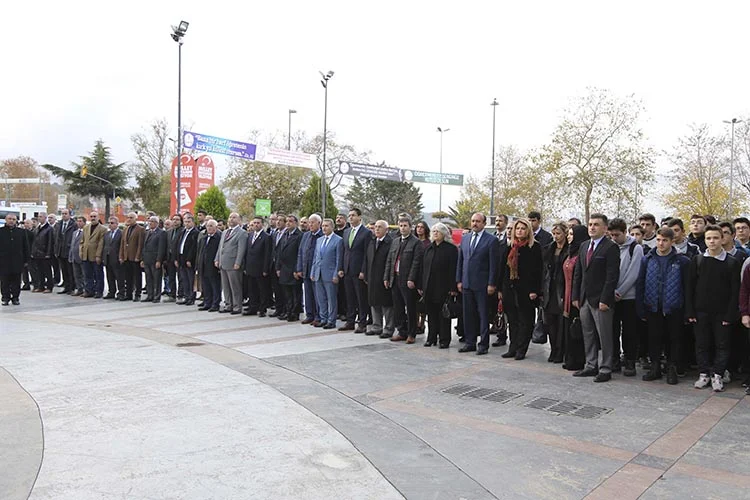 Beykoz Kaymakamı öğretmenlere türkü söyledi 1 kaymakam turku 19 Bk5t2OwSU3