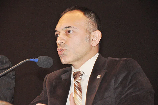 kaymakam yeni db 12 62BKm8Hpys