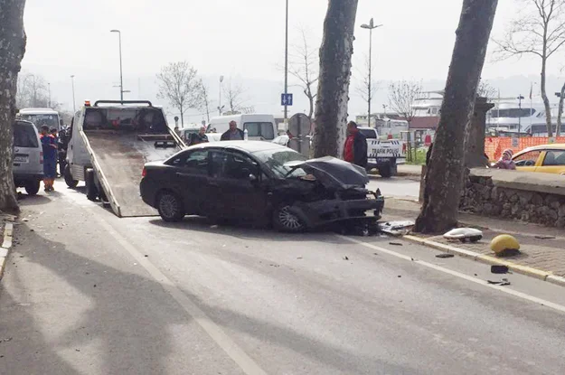 Beykoz sahilinde trafik kazası 1 kaza 2 SzIe2LG0N9