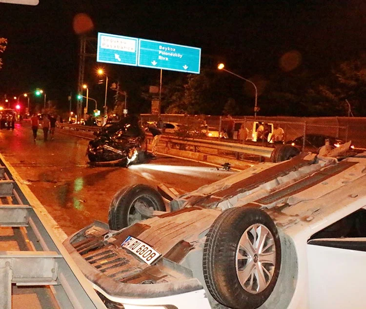 Beykoz’da gece yarısı can pazarı: 1 ölü, 3 yaralı 4 kaza ge w5nmvceEw2