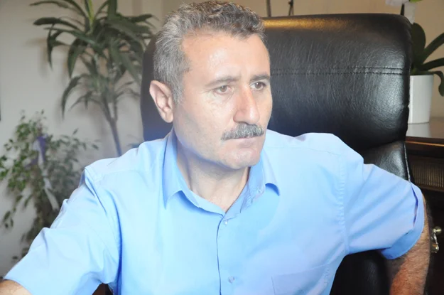 kazim bozb 9MFK8MEsTI