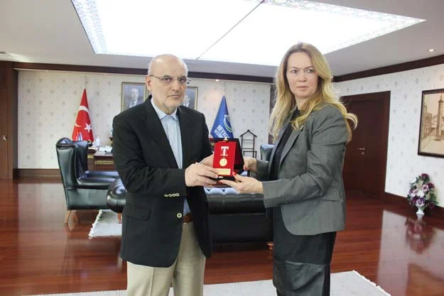 Kızılay Beykoz Şubesi ziyaretlere eli boş gitmedi 4