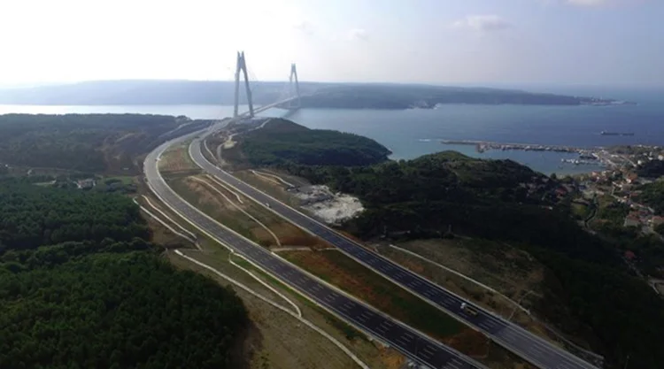 Muhteşem manzara Beykoz Anadolukavağı’ndan izlenebiliyor 6 kopru yavuzsultanselim beykoz geri say UYkMlOqLRV