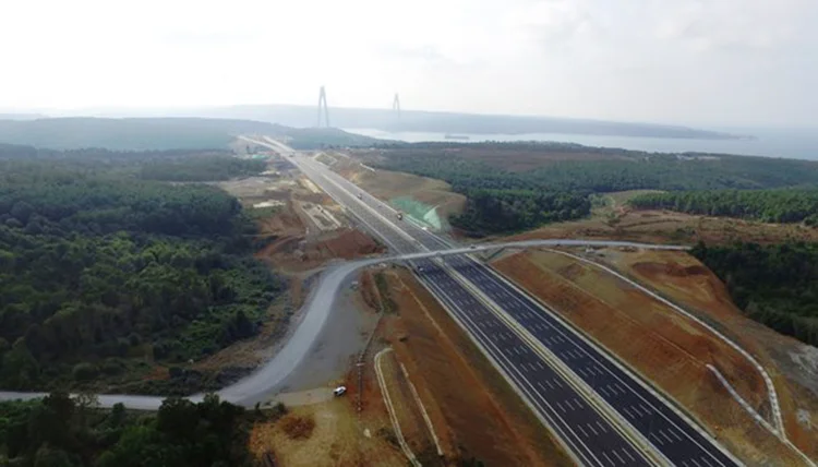 Muhteşem manzara Beykoz Anadolukavağı’ndan izlenebiliyor 23 kopru yavuzsultanselim beykoz geri sayi 3qinswRrf8